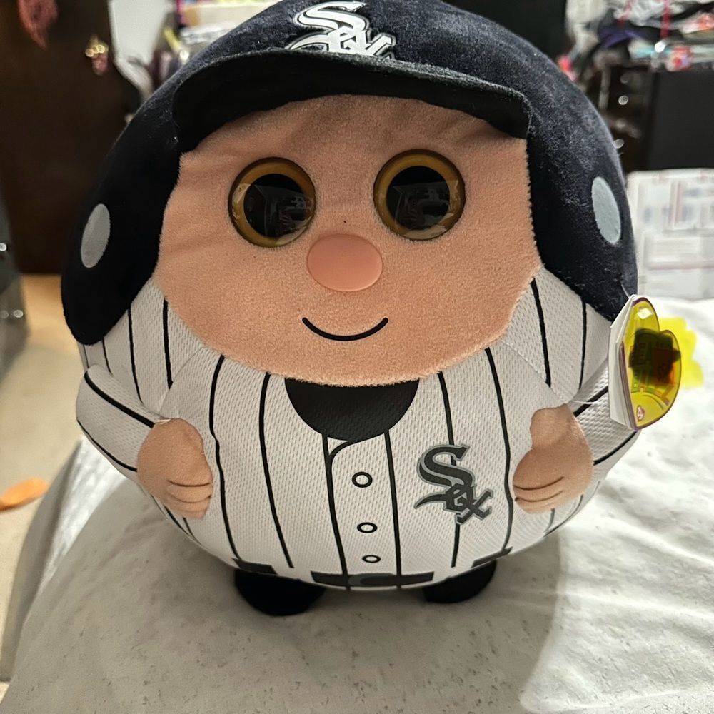 TY Beanie Ballz Sox Collection